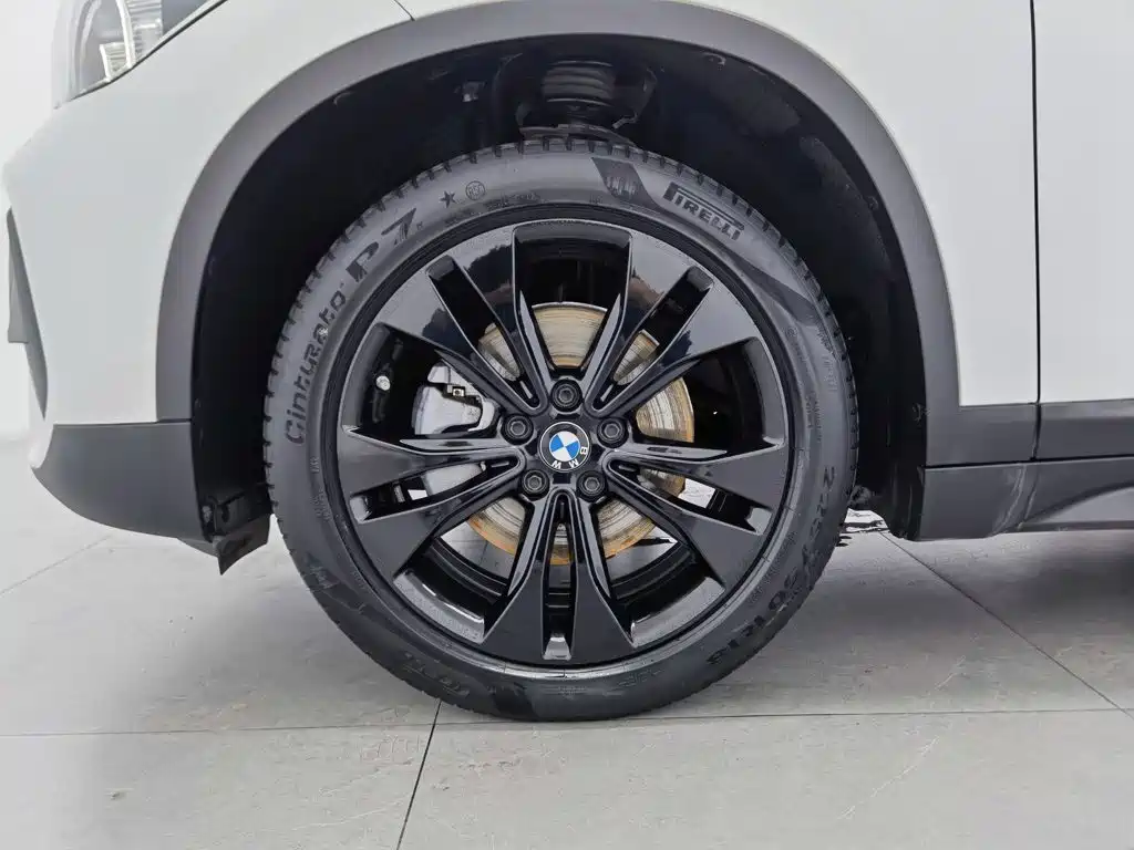 BMW X1 — миниатюра 17