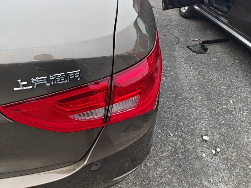 Buick Excelle — миниатюра 8
