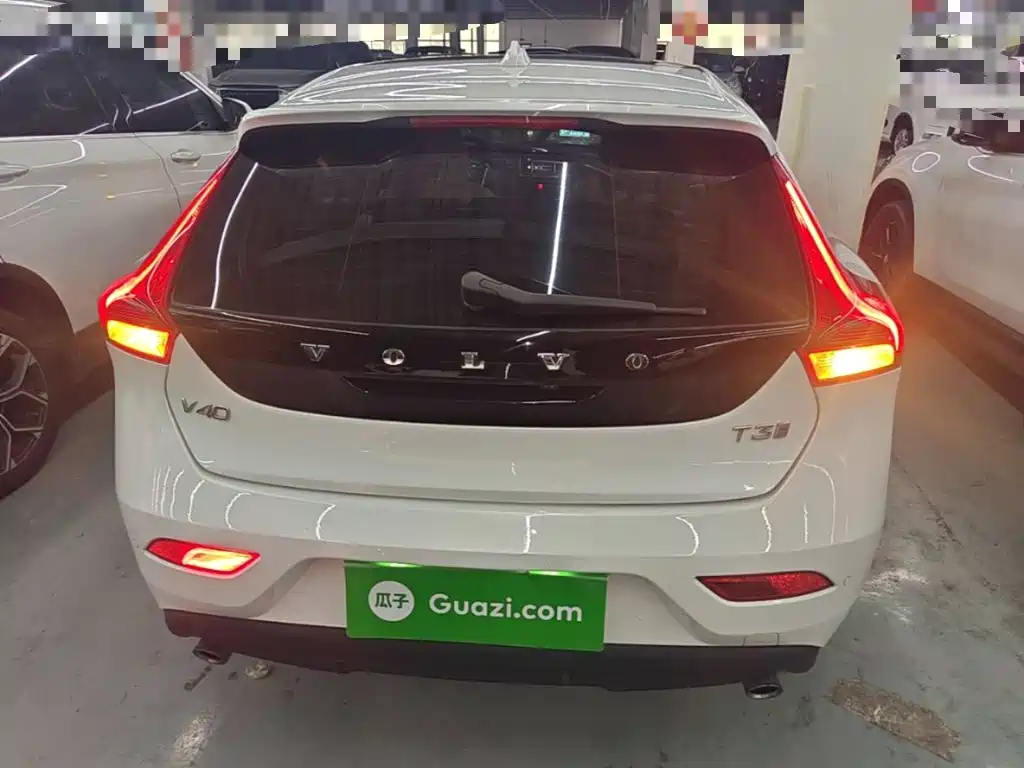 Volvo V40 — миниатюра 4