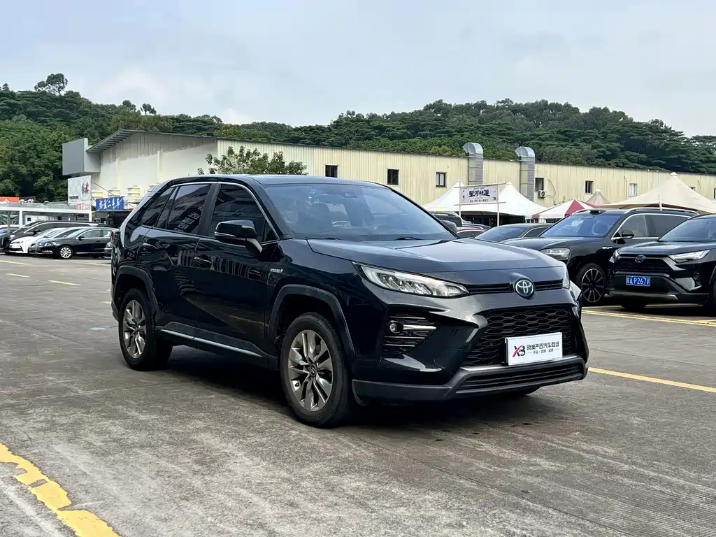 Toyota Wildlander — миниатюра 3