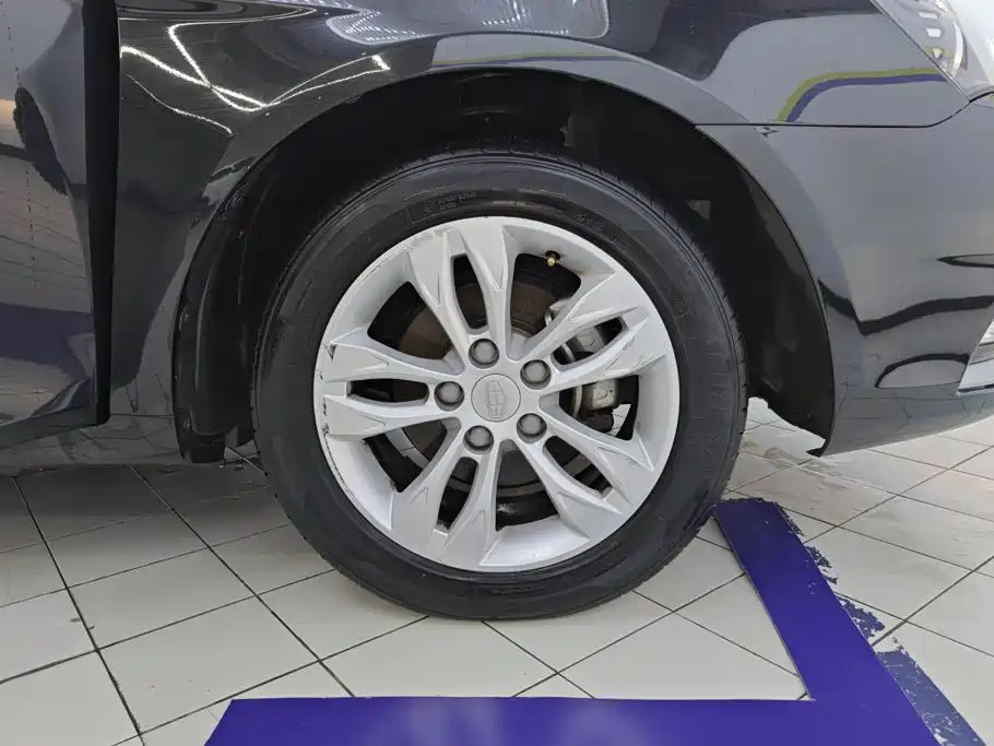 Geely Emgrand 2014 1.3T MT Elite