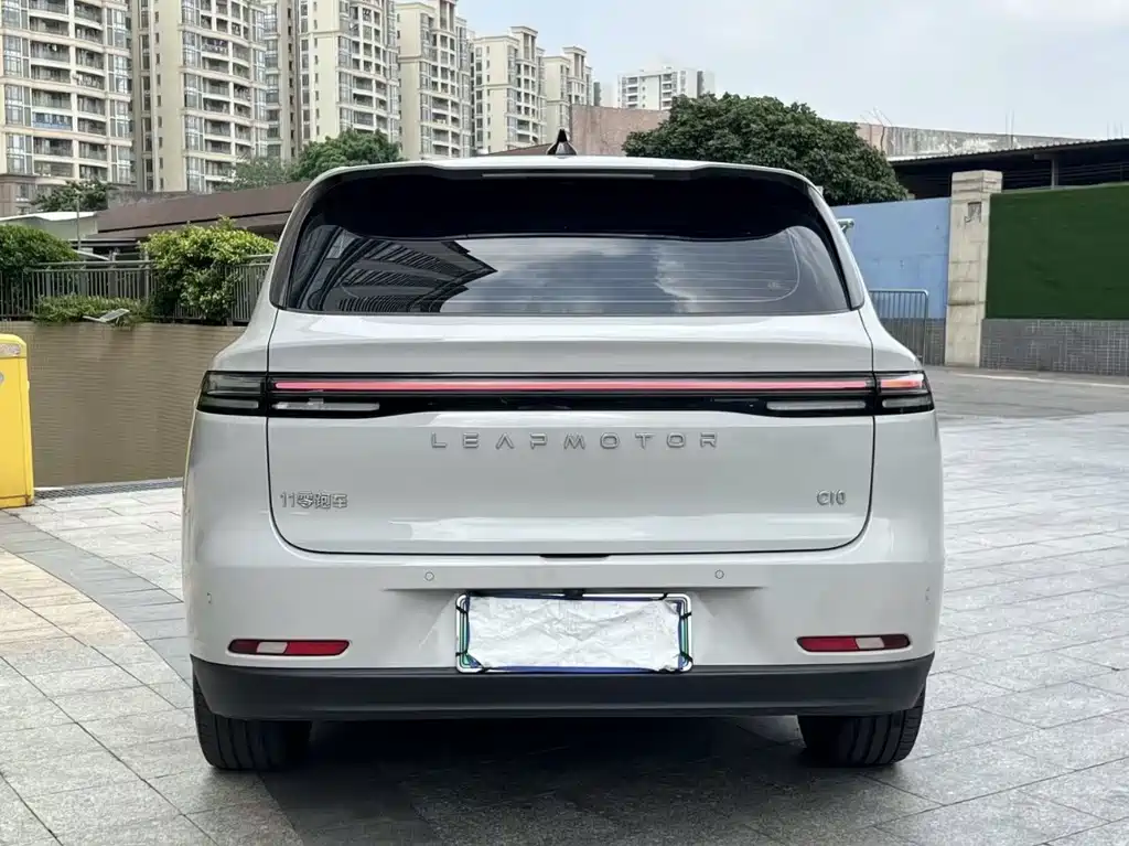 Leapmotor Leapmotor C10 — миниатюра 8