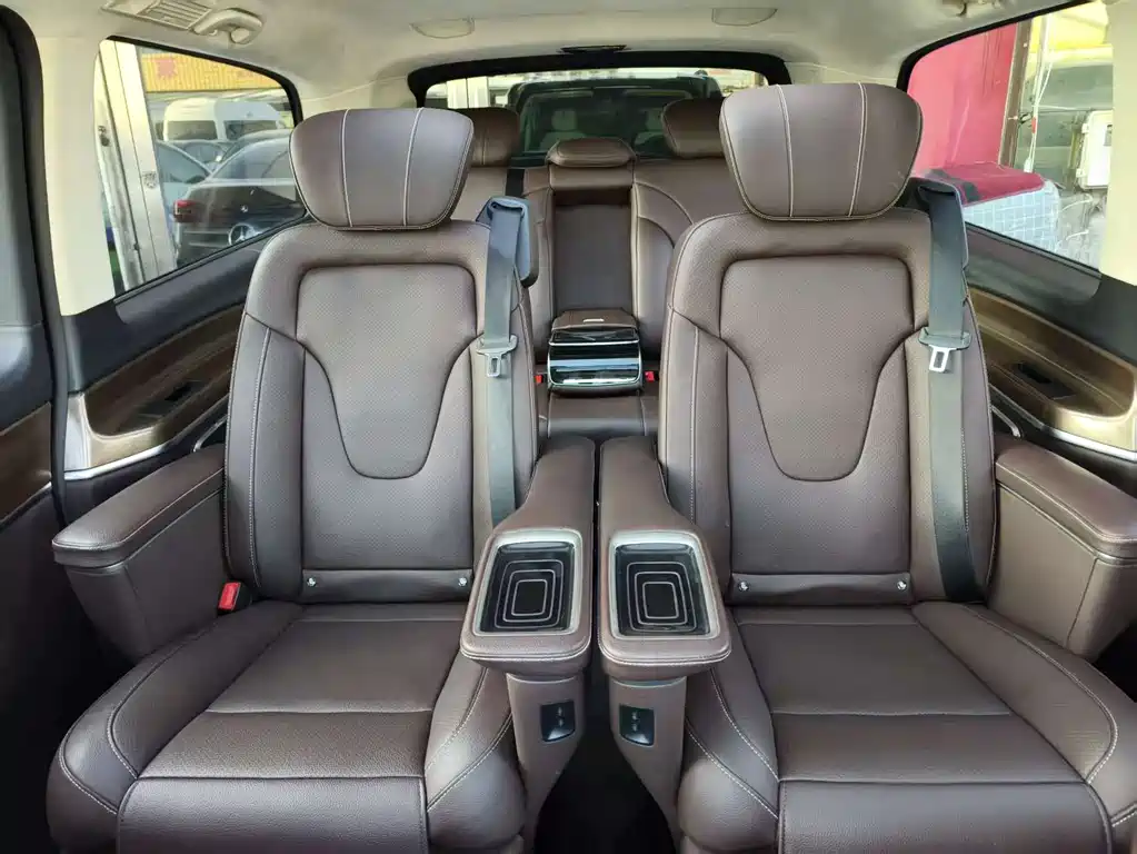 MERCEDES-BENZ V CLASS