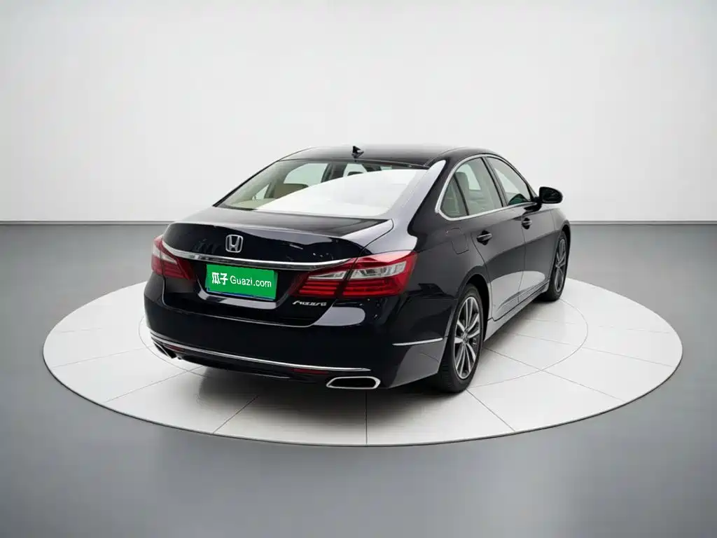Honda Accord — миниатюра 5