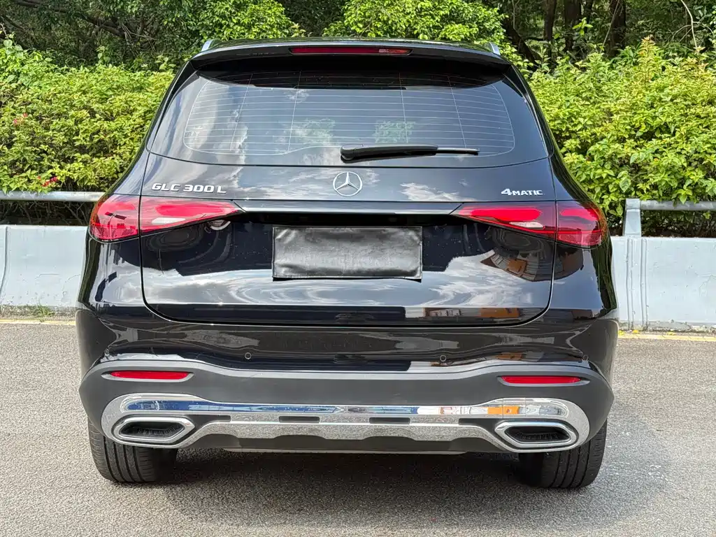 Mercedes-Benz GLC — миниатюра 12