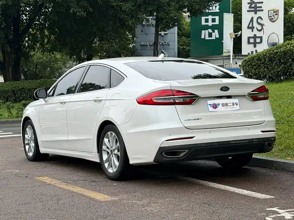 Ford Mondeo — миниатюра 4