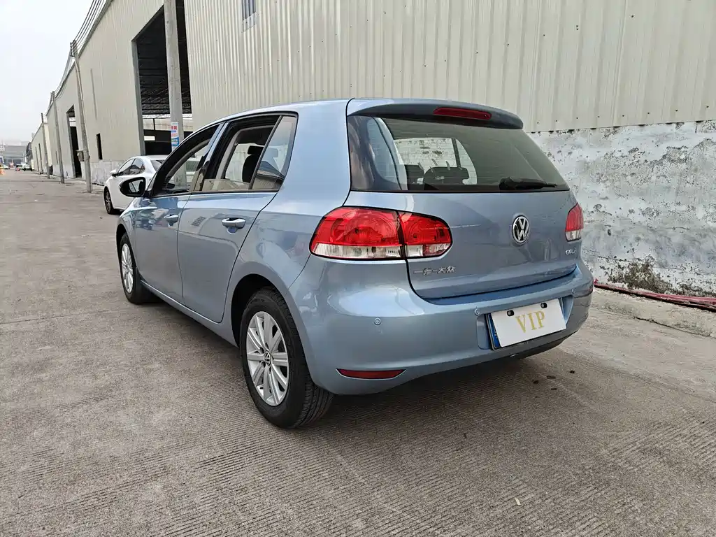 Volkswagen Golf — миниатюра 6