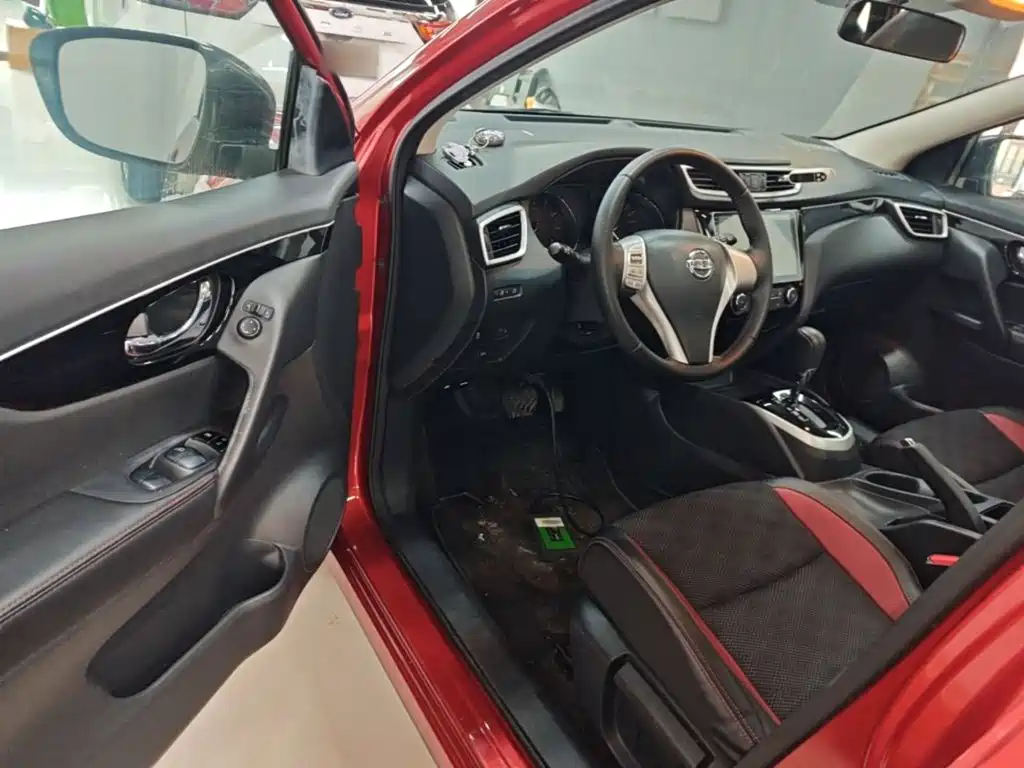 Nissan Qashqai — миниатюра 16