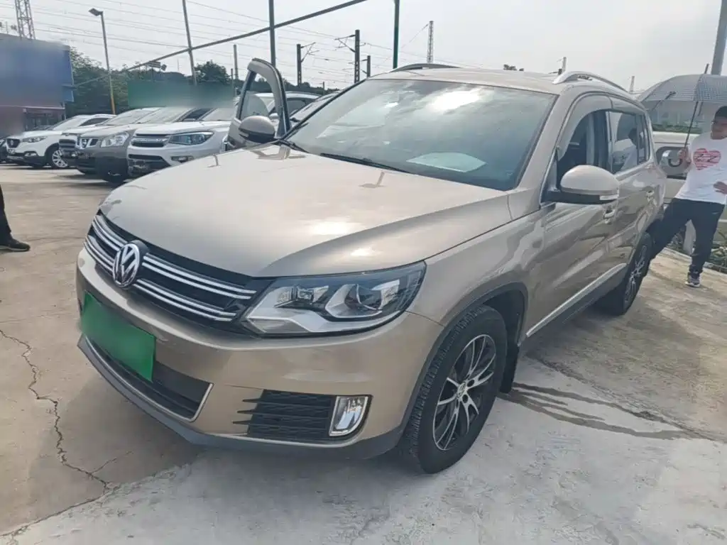 Volkswagen Tiguan — миниатюра 2