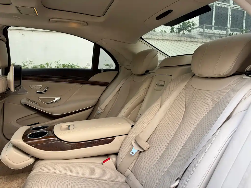 Mercedes-Benz S-Class — миниатюра 16