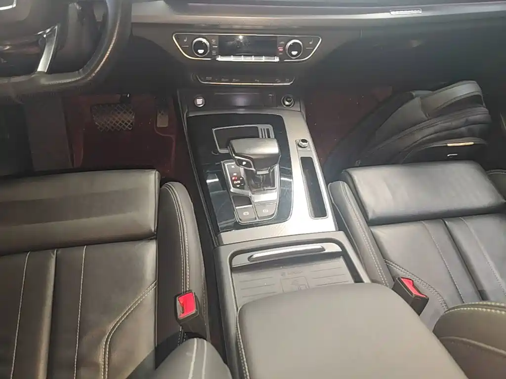 Audi Q5L — миниатюра 14
