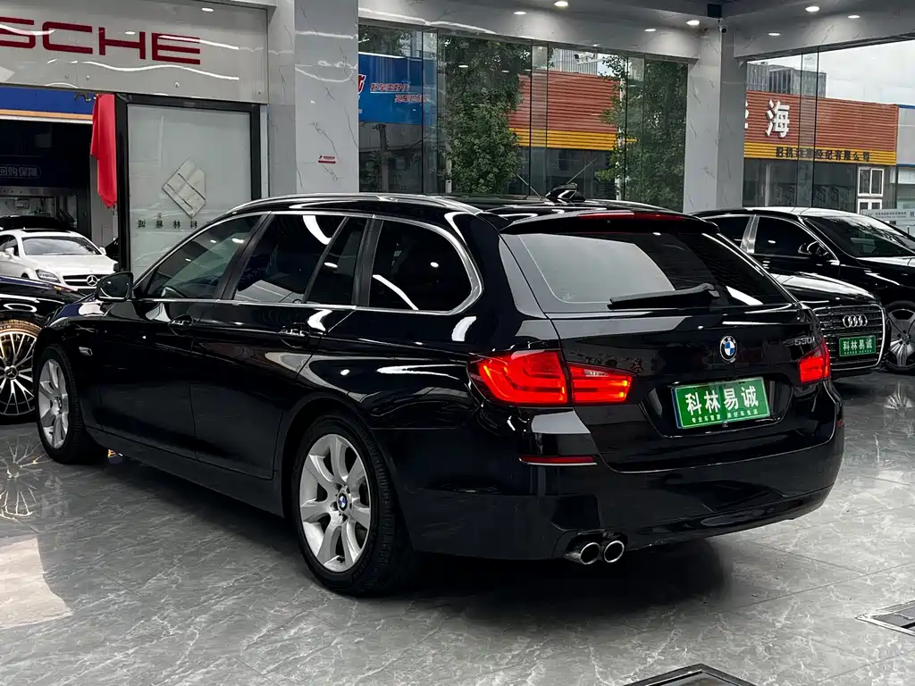 BMW 5 Series (Import) — миниатюра 6