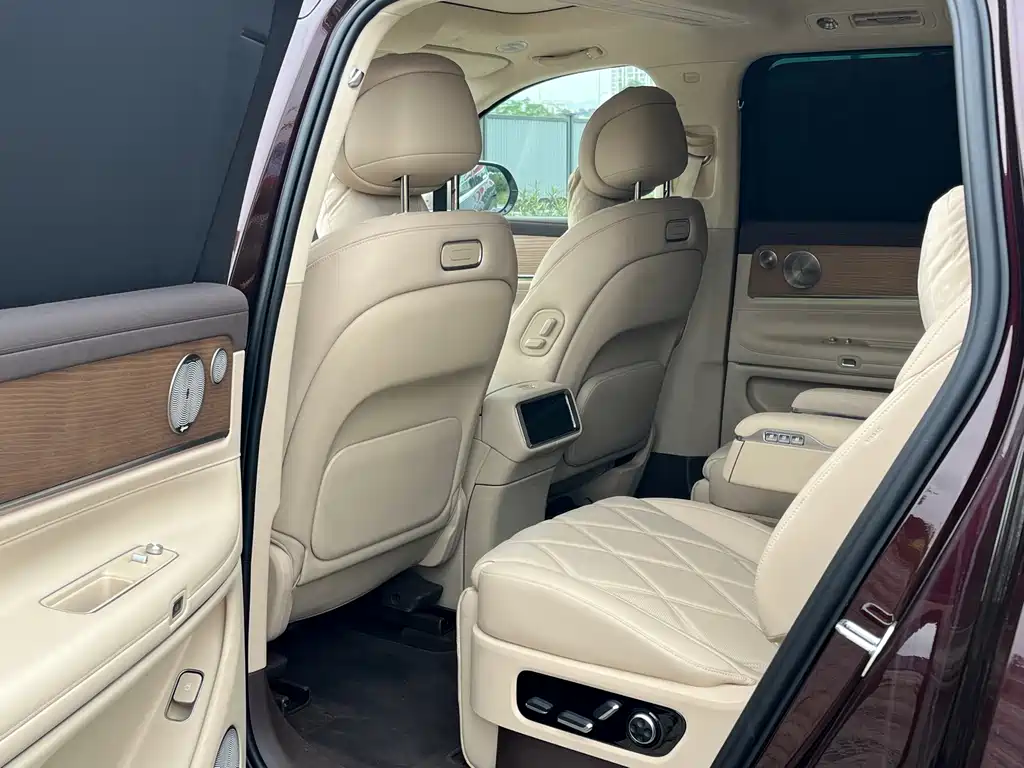 AITO AITO M9 — миниатюра 8