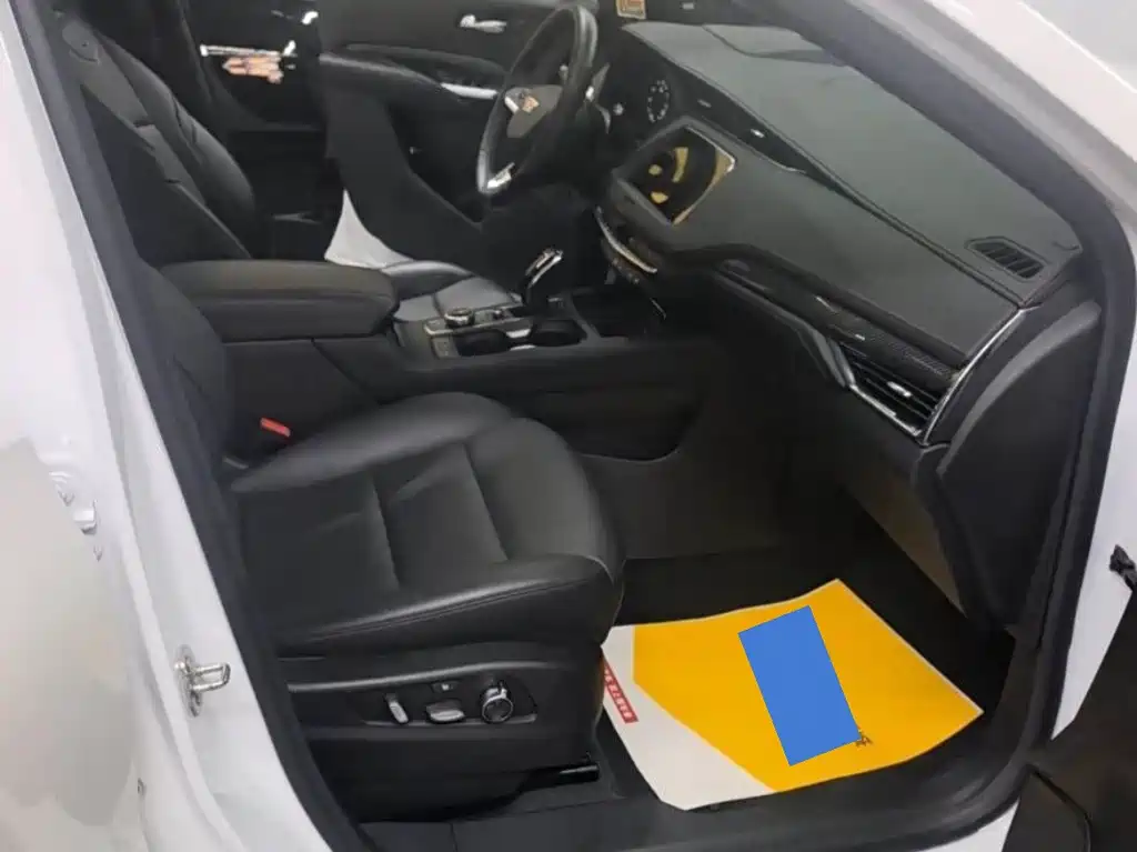 Cadillac XT4 — миниатюра 7