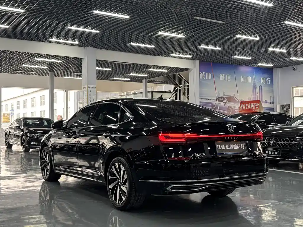 Volkswagen Passat — миниатюра 7