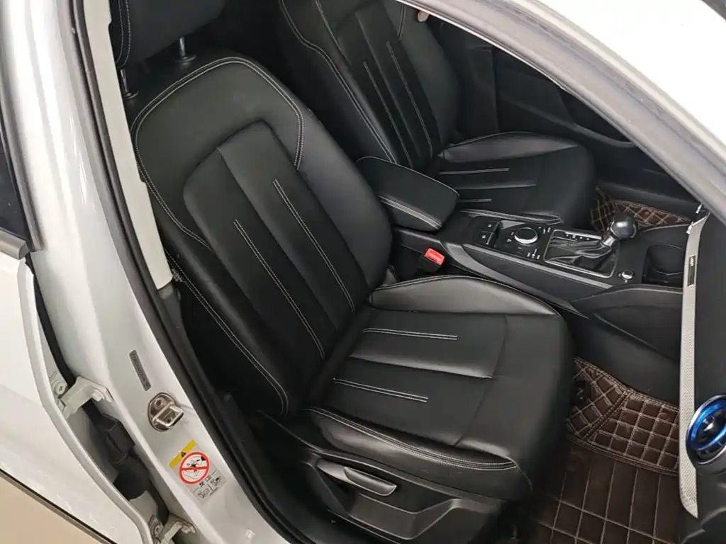 Audi Q2L — миниатюра 25