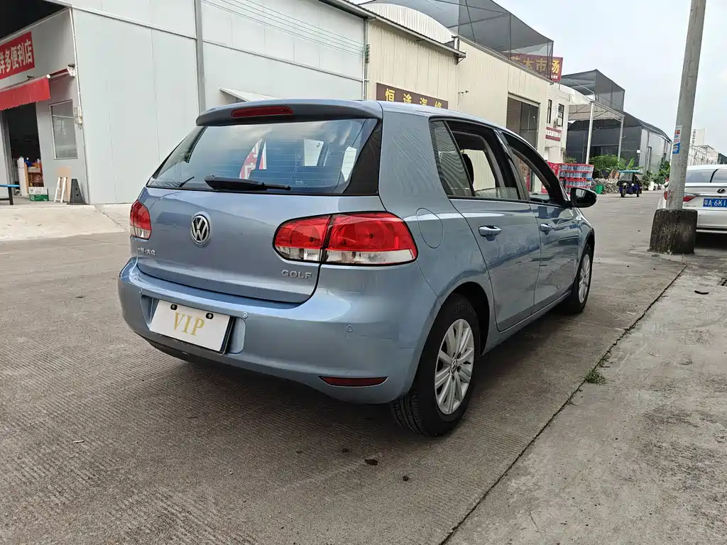 Volkswagen Golf — миниатюра 4