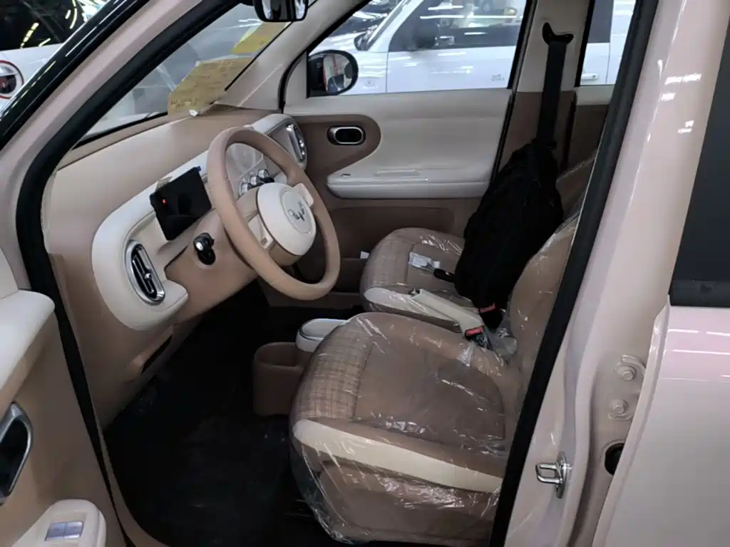 Wuling MINIEV — миниатюра 15