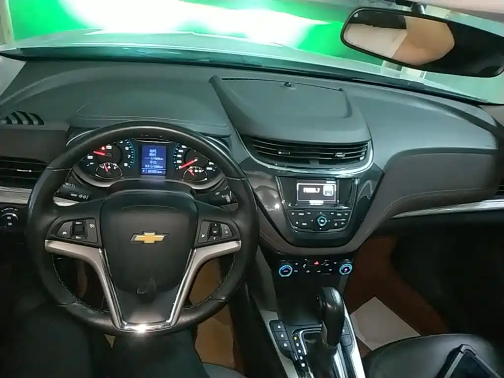 Chevrolet Malibu — миниатюра 10