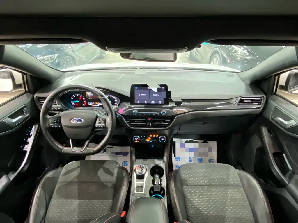 Ford Focus — миниатюра 6