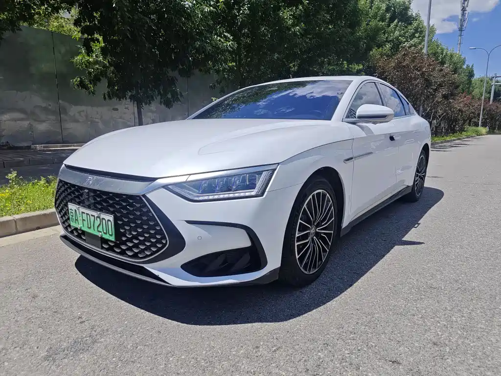 BYD Han 2023 DM-i Champion Edition 121KM Honorable Type
