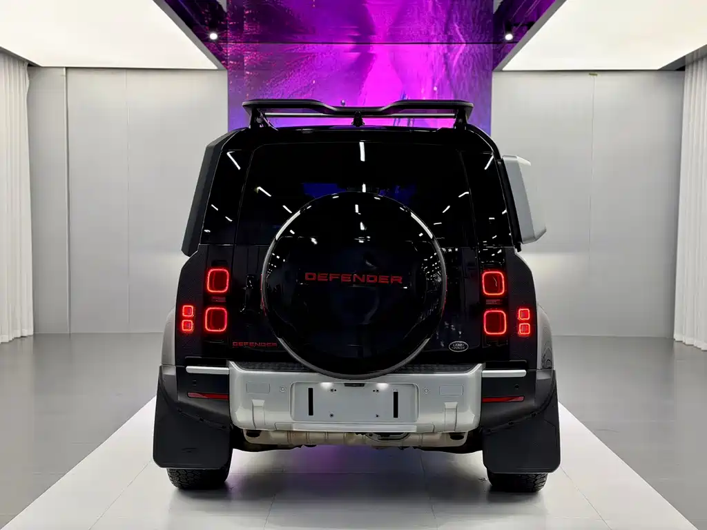 Land Rover Defender — миниатюра 5