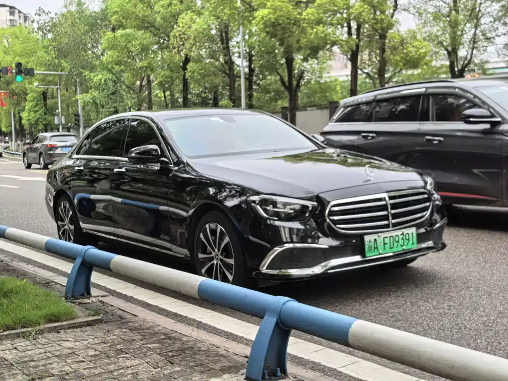Mercedes-Benz E-Class New Energy — миниатюра 3