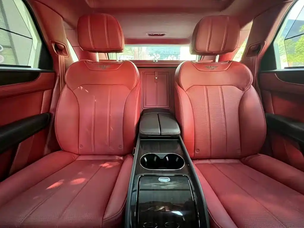 Bentley Bentayga 2018 4.0T V8