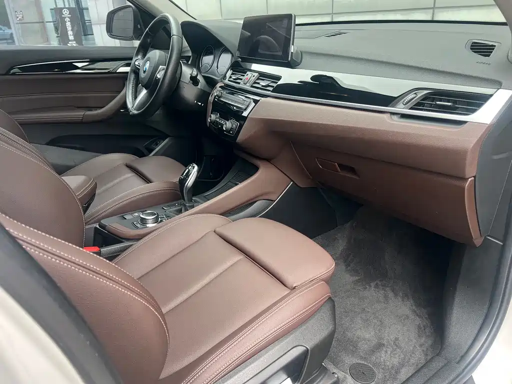BMW X1 — миниатюра 8