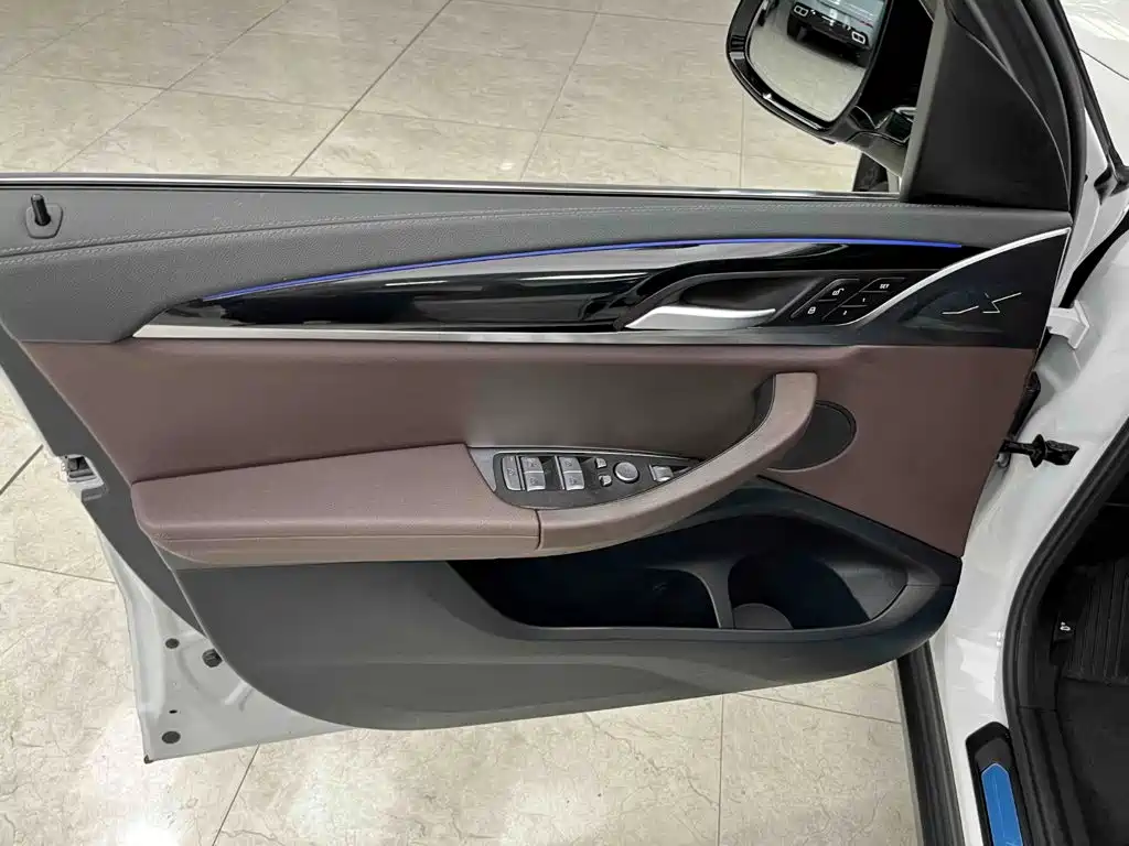 BMW X3 — миниатюра 17