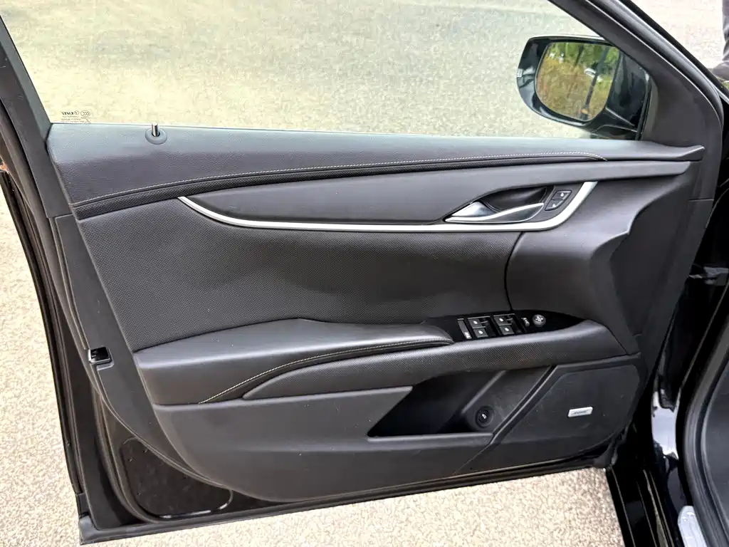 Cadillac XTS — миниатюра 10
