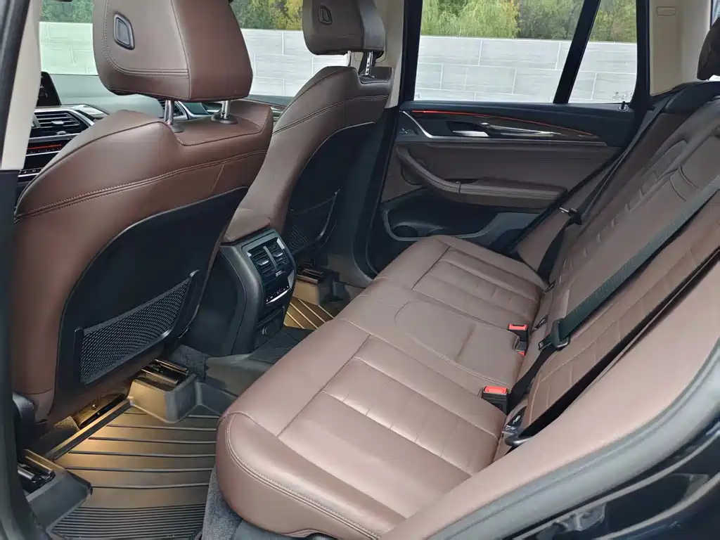 BMW X3 — миниатюра 7