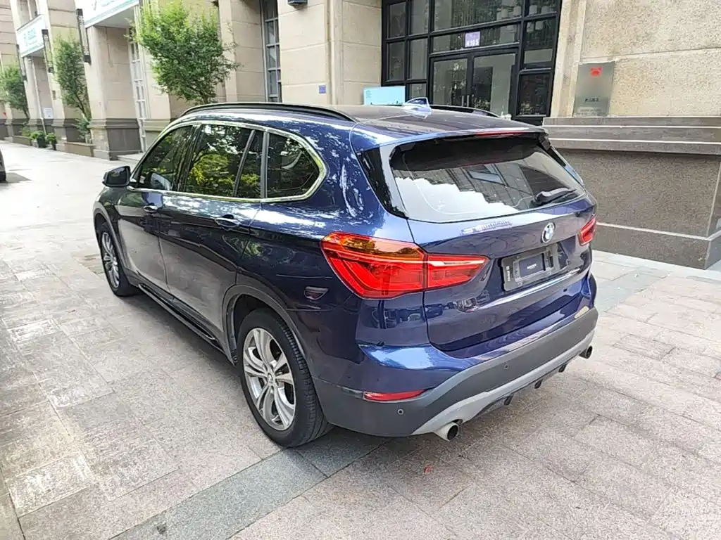 BMW X1 — миниатюра 5