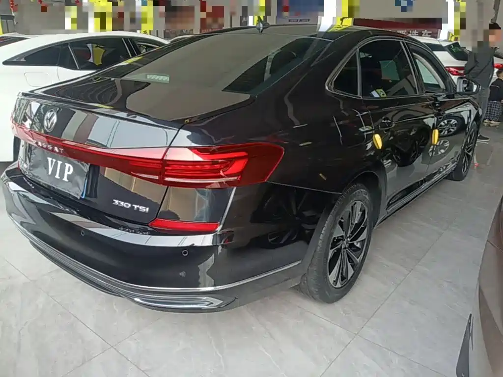 Volkswagen Passat — миниатюра 7