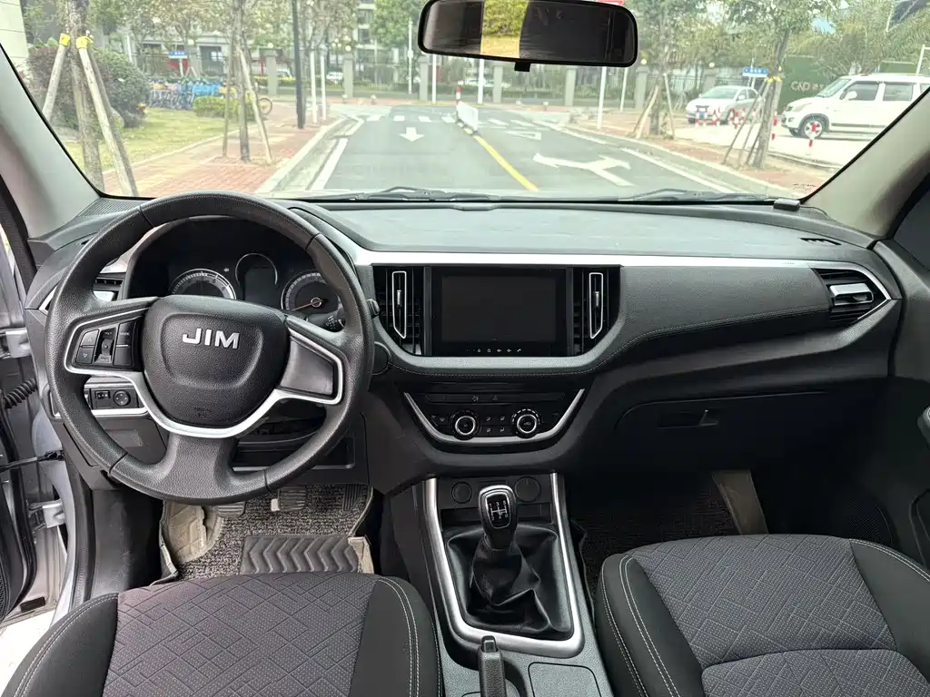 Isuzu RE-MAX Ruimai — миниатюра 6