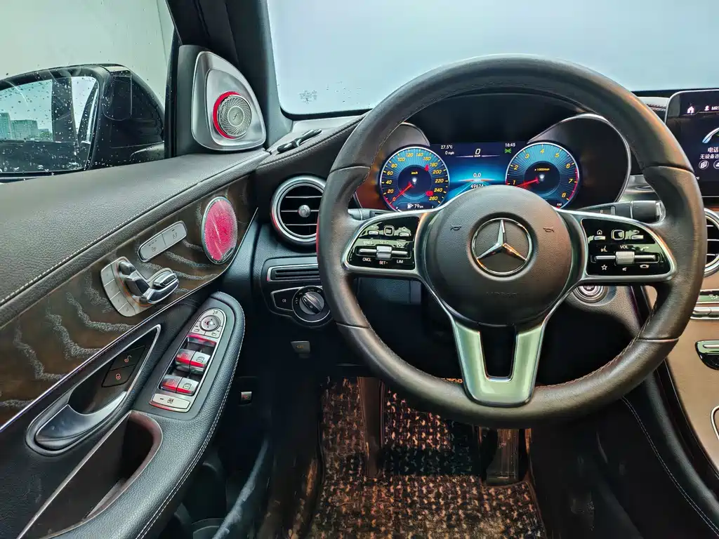 Mercedes-Benz GLC — миниатюра 9