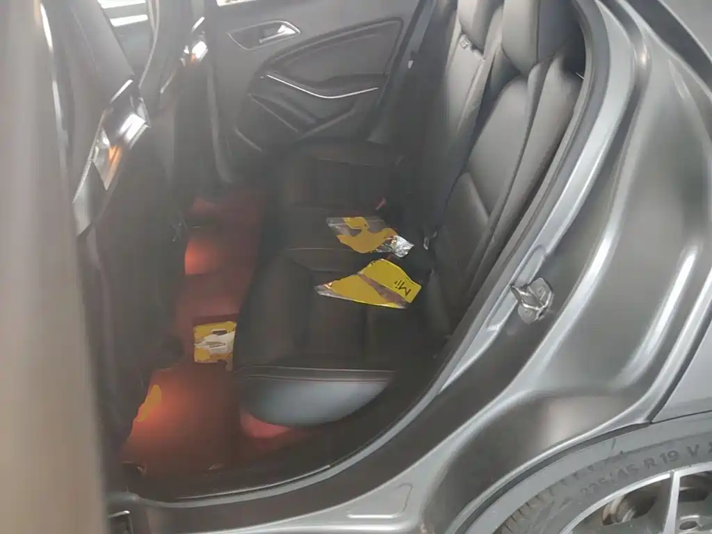 Mercedes-Benz GLA AMG — миниатюра 17