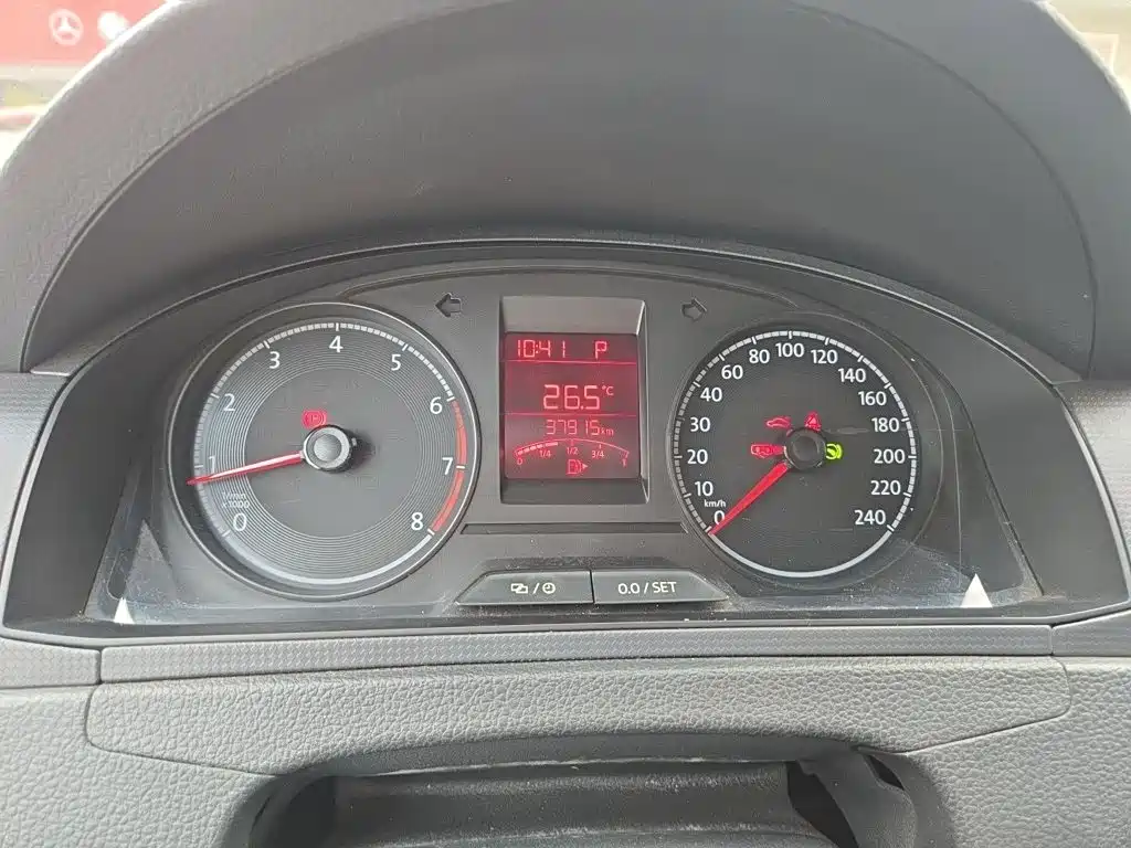 Volkswagen Santana — миниатюра 8