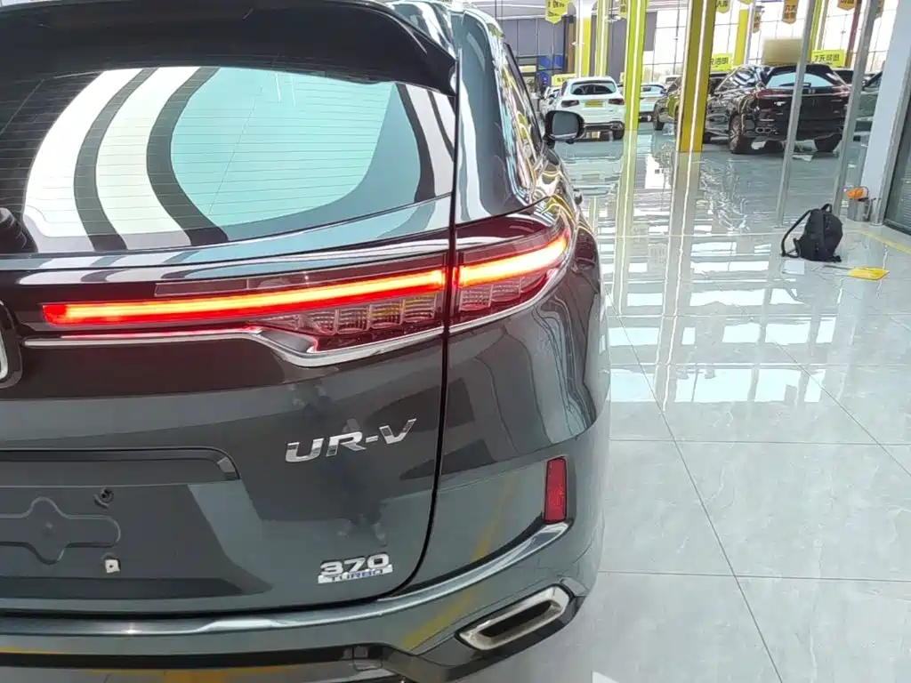 Honda UR-V — миниатюра 8