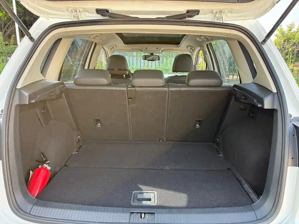 Volkswagen Golf Sportsvan — миниатюра 12
