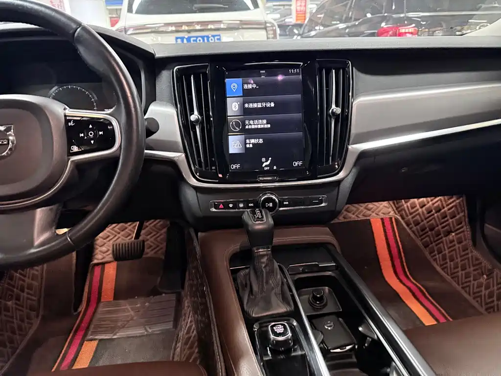 Volvo S90 — миниатюра 14