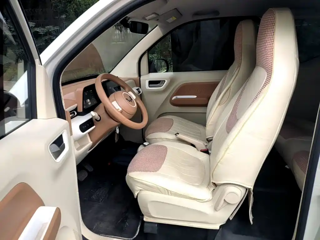 Wuling MINIEV — миниатюра 15