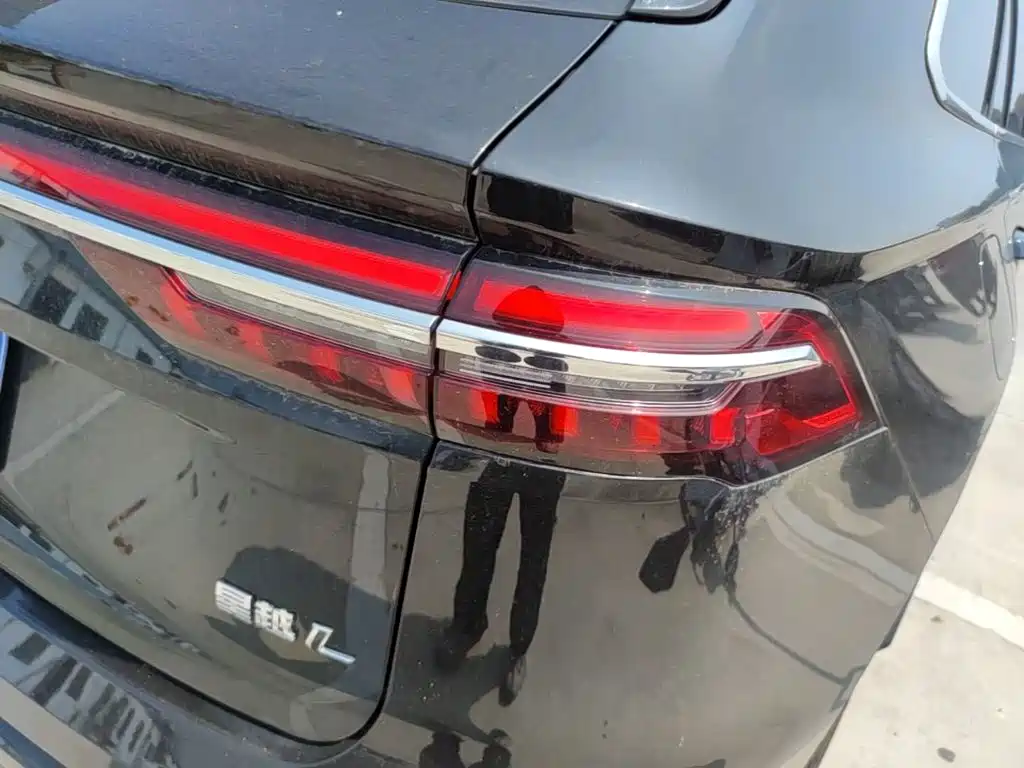 Geely Xingyue L — миниатюра 8