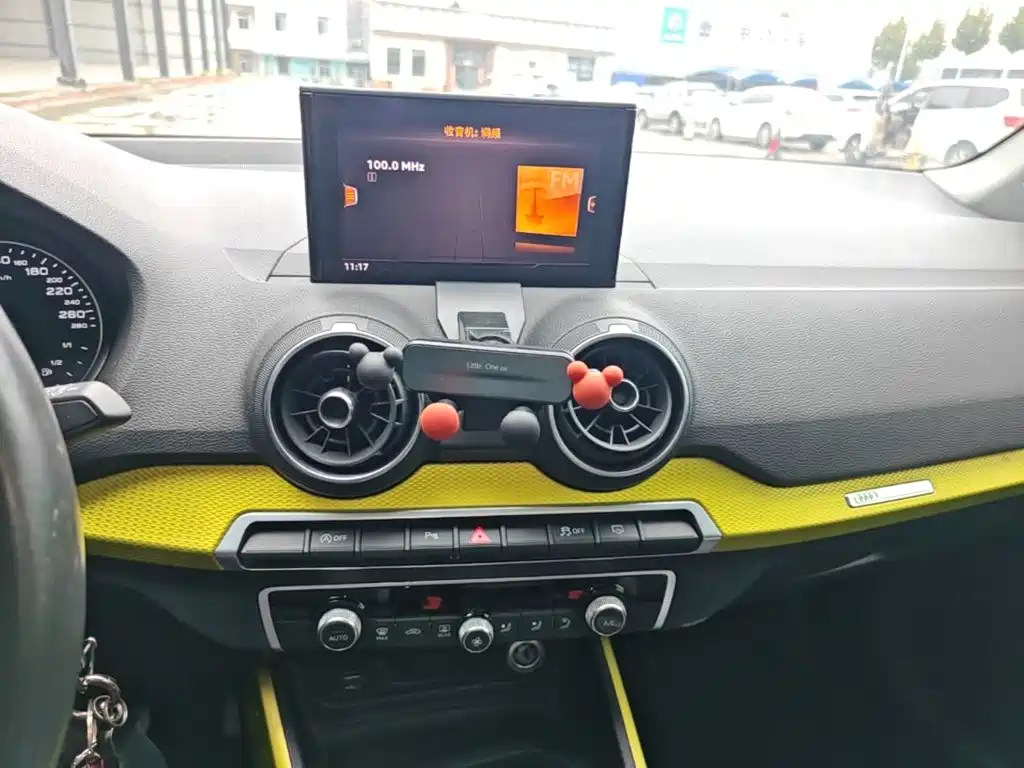 Audi Q2L — миниатюра 13