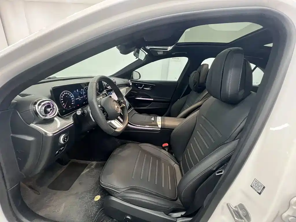 Mercedes-Benz C-Class — миниатюра 4