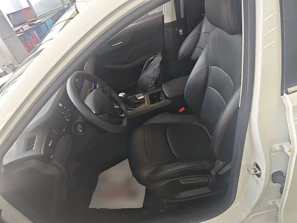 Roewe i5 — миниатюра 15