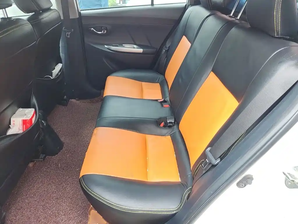 Toyota Yaris L — миниатюра 17