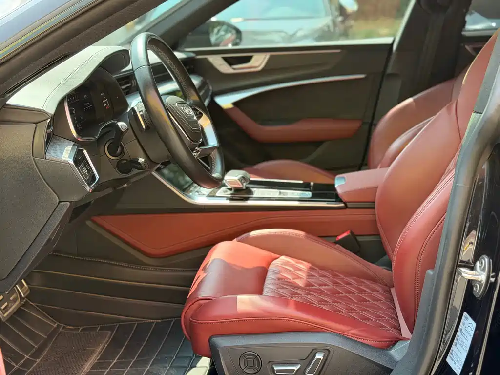 Audi A7L — миниатюра 5