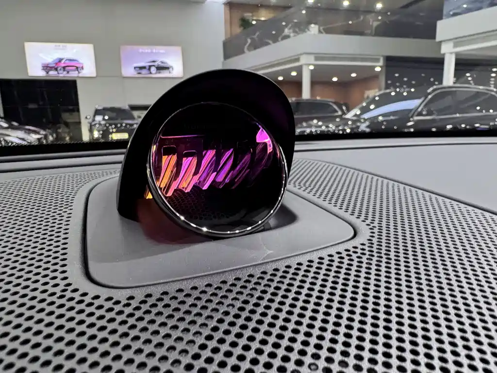 AITO ASK THE WORLD M7