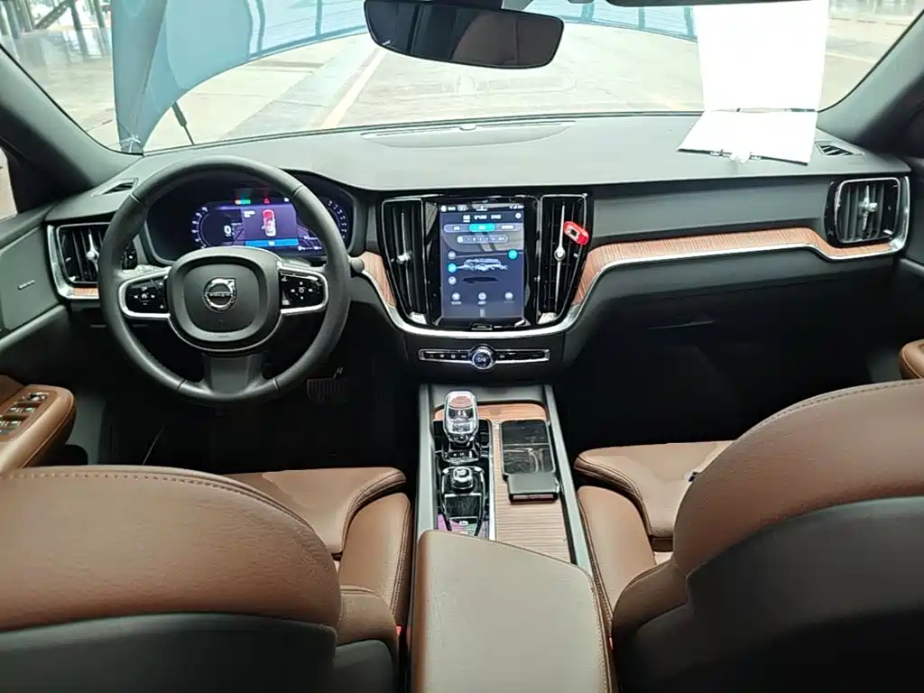 Volvo S60 — миниатюра 10